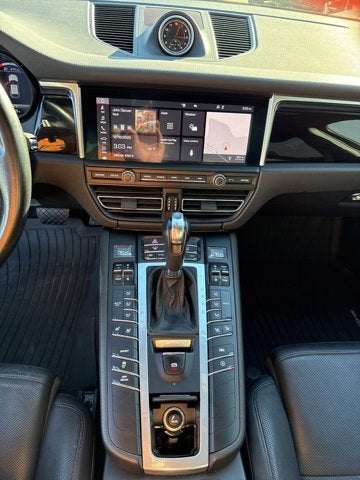 2021 Porsche Macan S