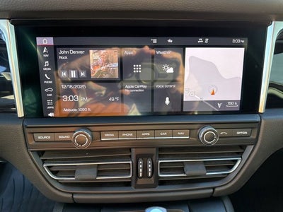 2021 Porsche Macan S