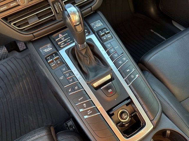 2021 Porsche Macan S