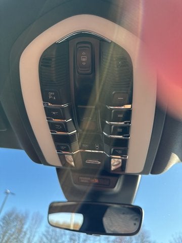 2021 Porsche Macan S