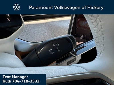 2025 Volkswagen ID. Buzz Pro S Plus