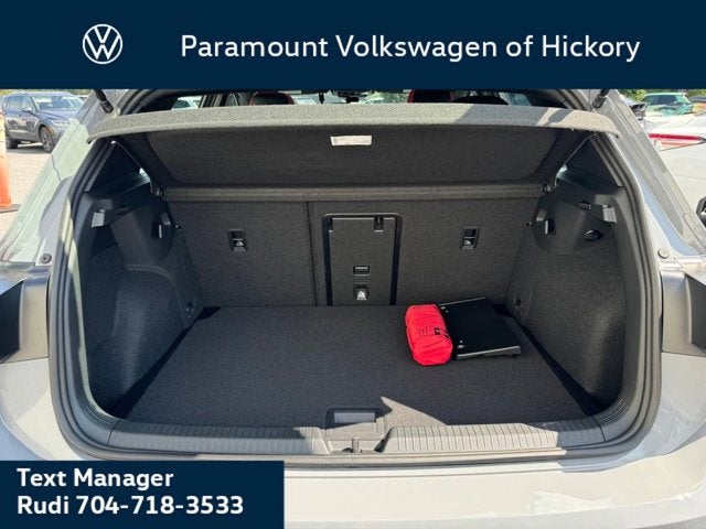 2025 Volkswagen Golf GTI SE