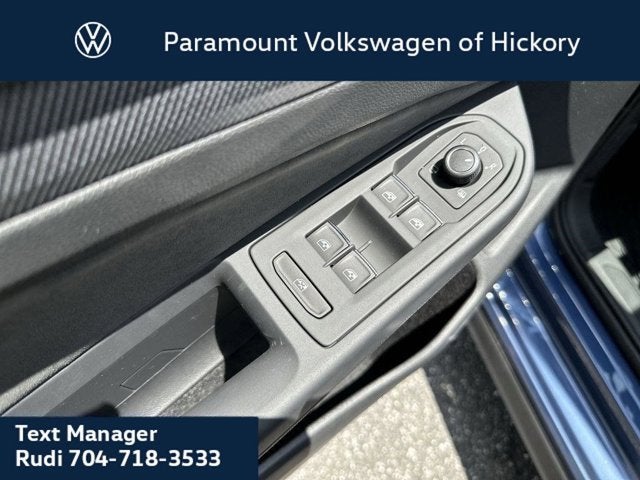 2025 Volkswagen Golf GTI SE