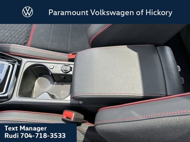 2025 Volkswagen Golf GTI SE