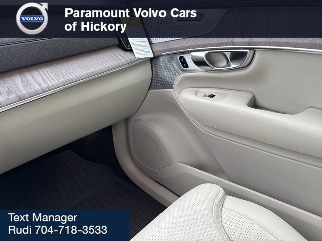 2026 Volvo XC90 Ultra Dark Theme