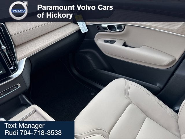 2026 Volvo XC90 Plus