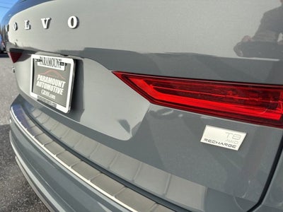 2024 Volvo XC60 Recharge Plug-In Hybrid Plus Dark Theme