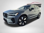 2024 Volvo XC60 Recharge Plug-In Hybrid Plus Dark Theme