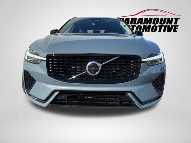 2023 Volvo XC60 Ultimate Dark Theme