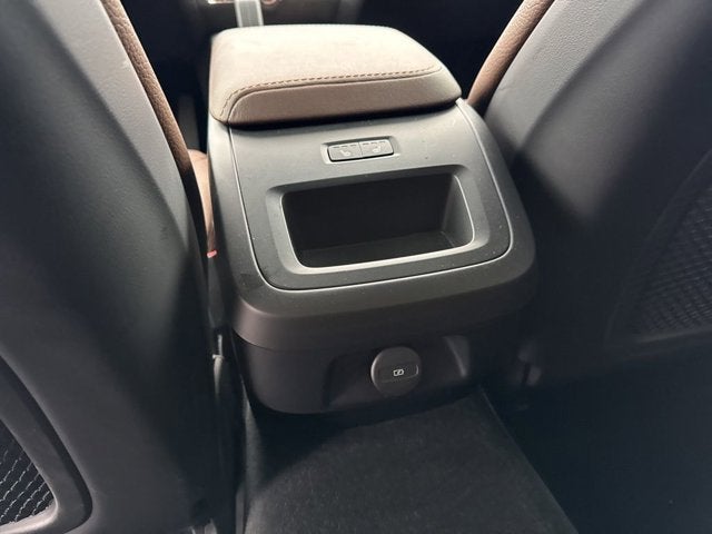 2025 Volvo V60 Cross Country Plus