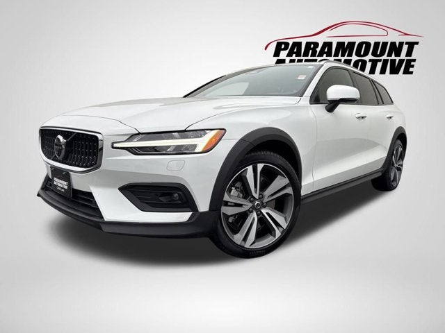 2025 Volvo V60 Cross Country Plus