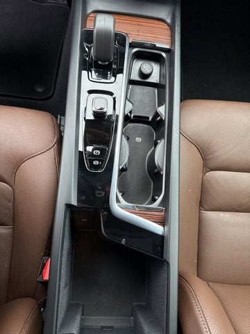 2025 Volvo V60 Cross Country Plus