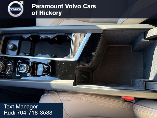 2026 Volvo XC60 Plus