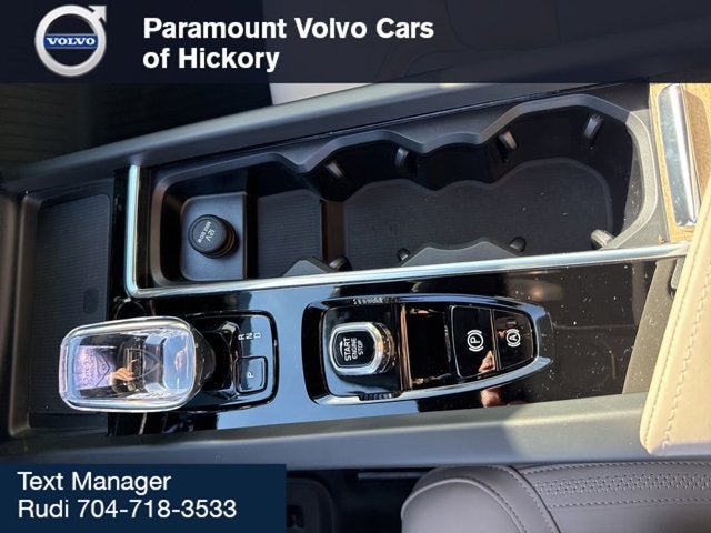 2026 Volvo XC60 Core