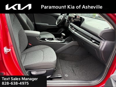 2025 Kia K4 LXS