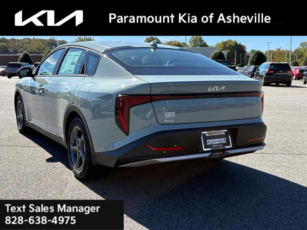 2025 Kia K4 LXS