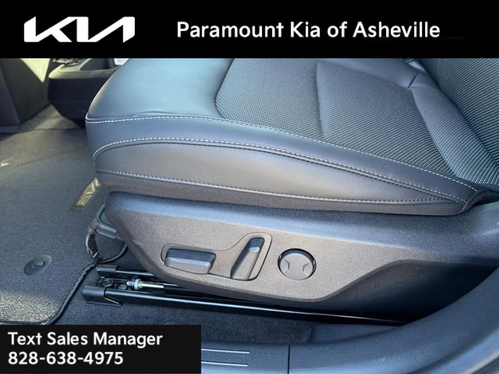 2025 Kia EV6 Light Long Range