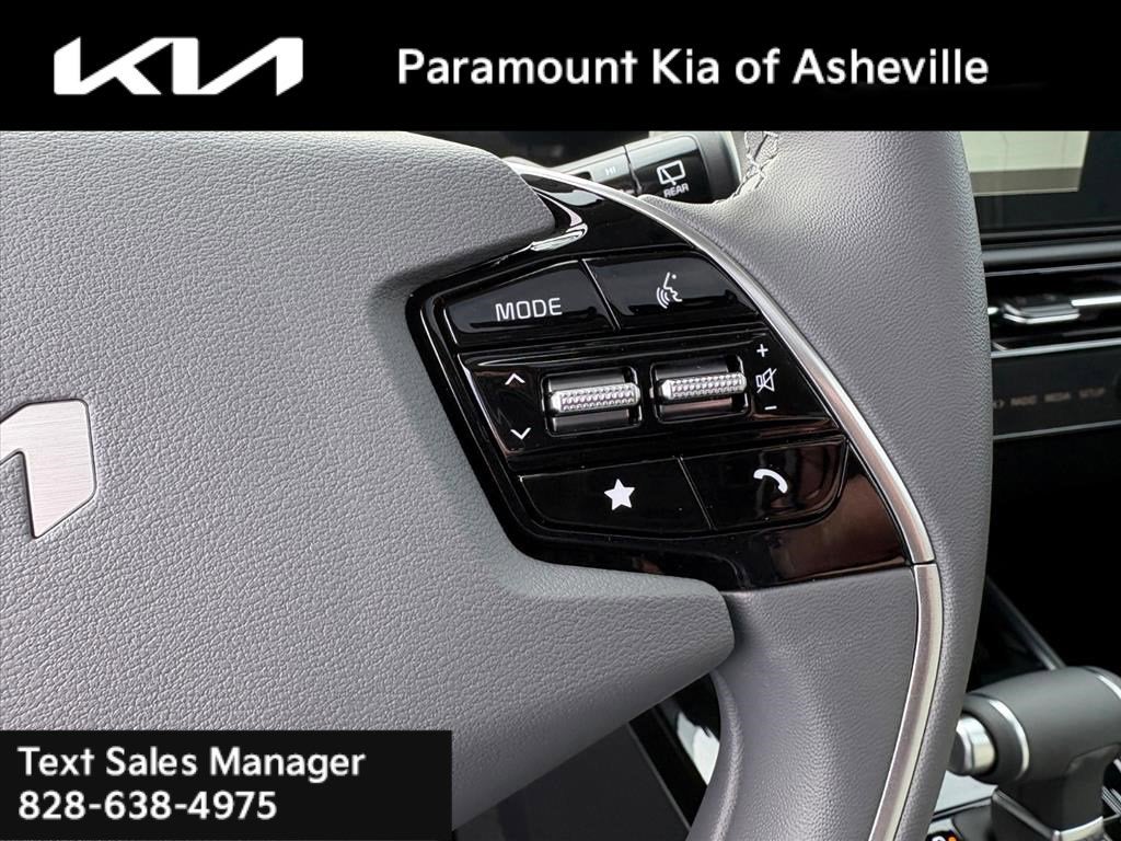 2025 Kia Niro EX Touring