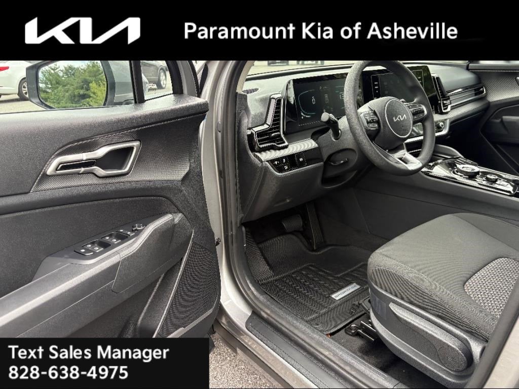 2025 Kia Sportage Hybrid LX