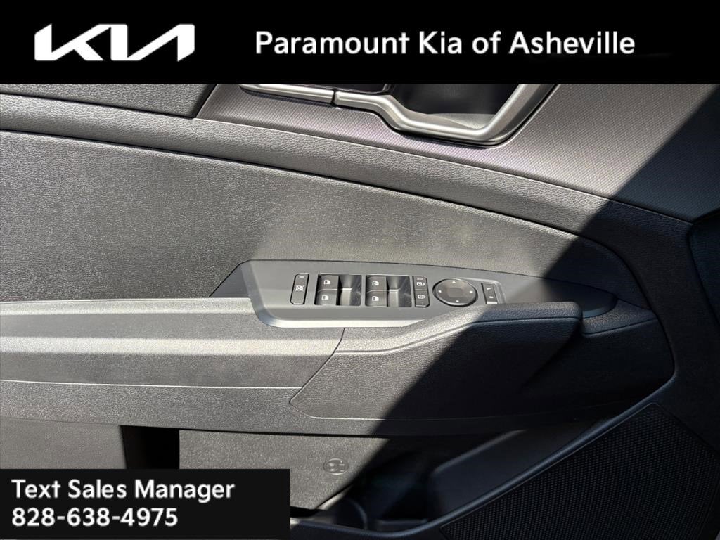 2026 Kia Sportage Hybrid S