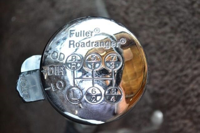 1972 PETERBILT 325M Base