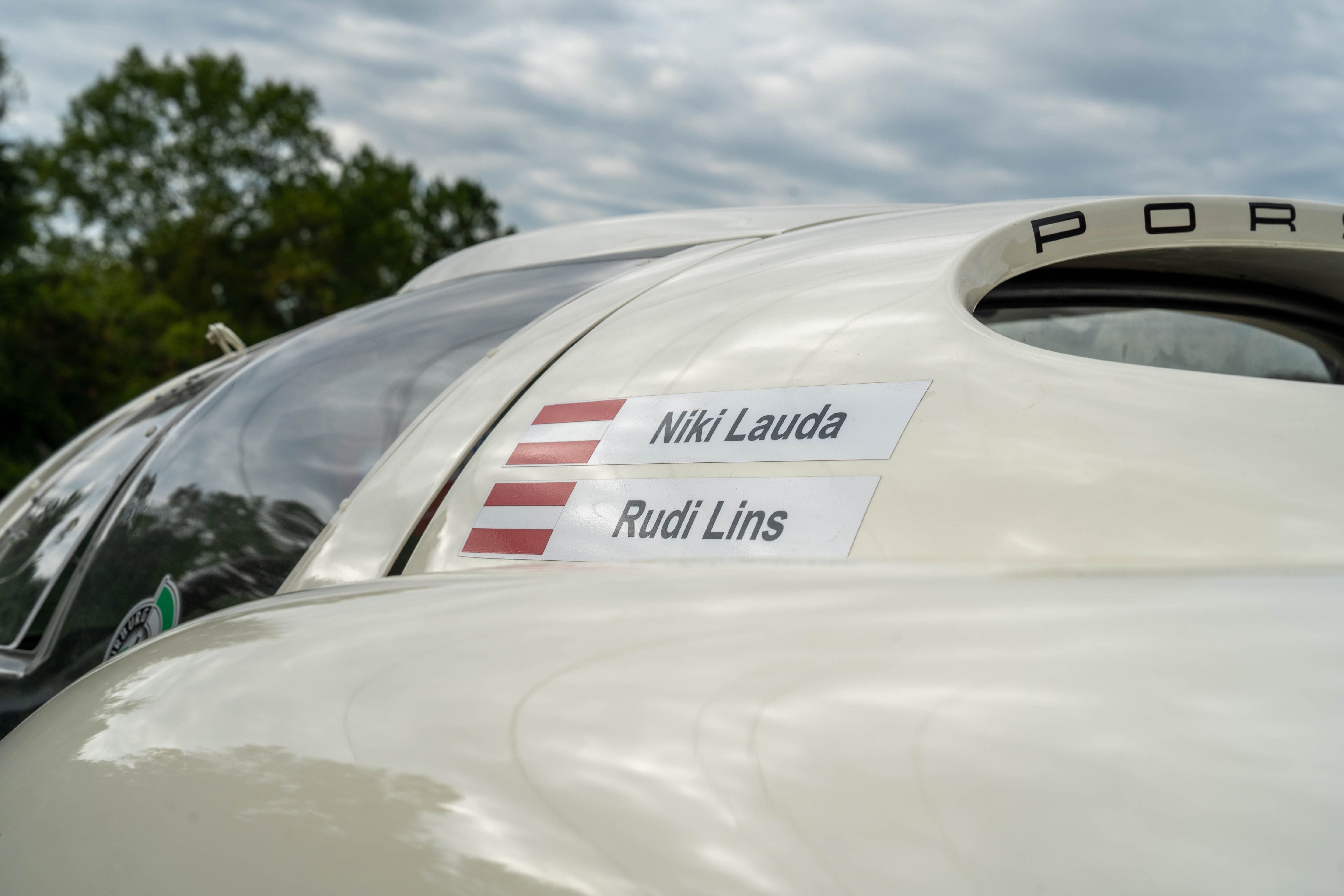 1966 Porsche 910 Base