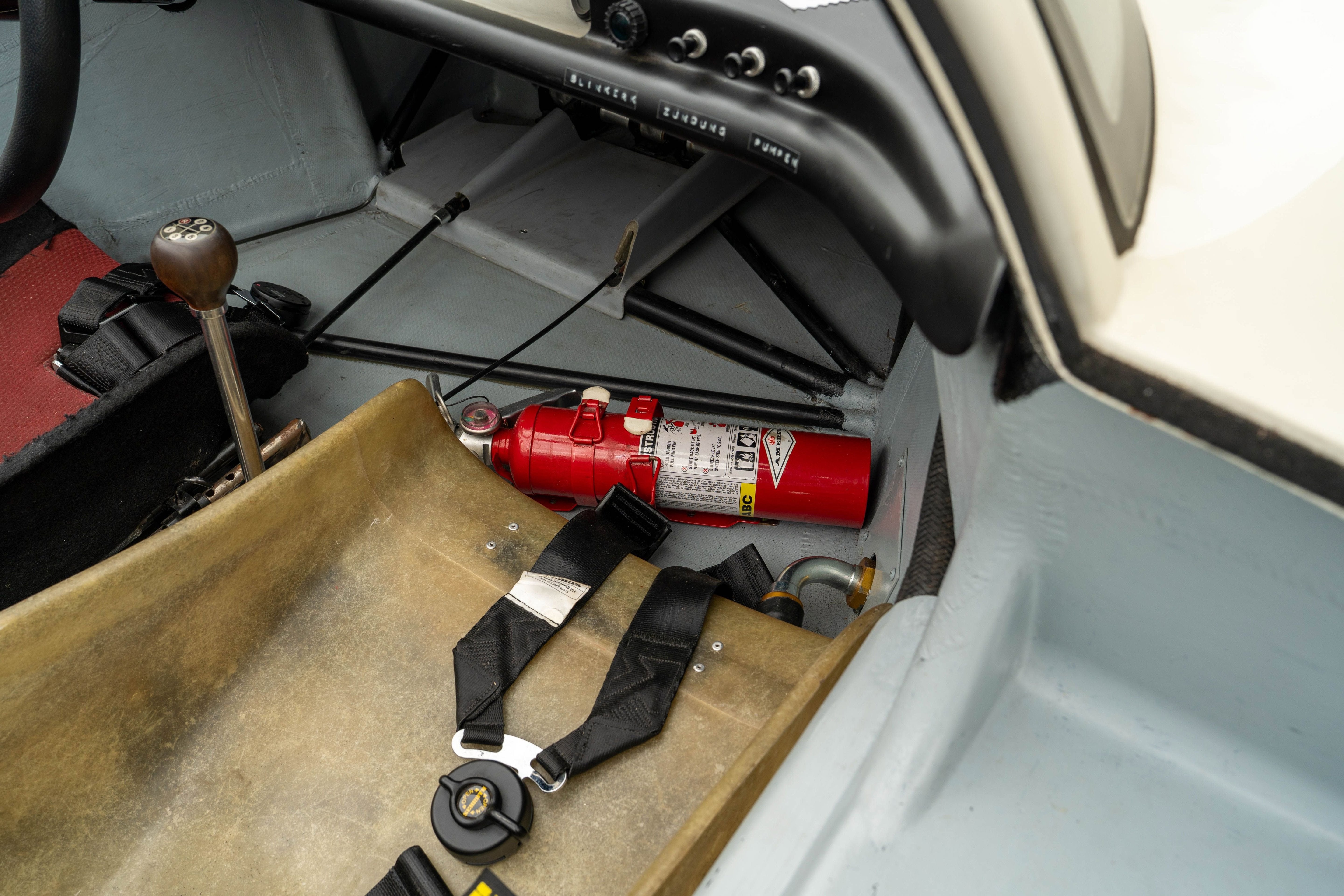 1966 Porsche 910 Base