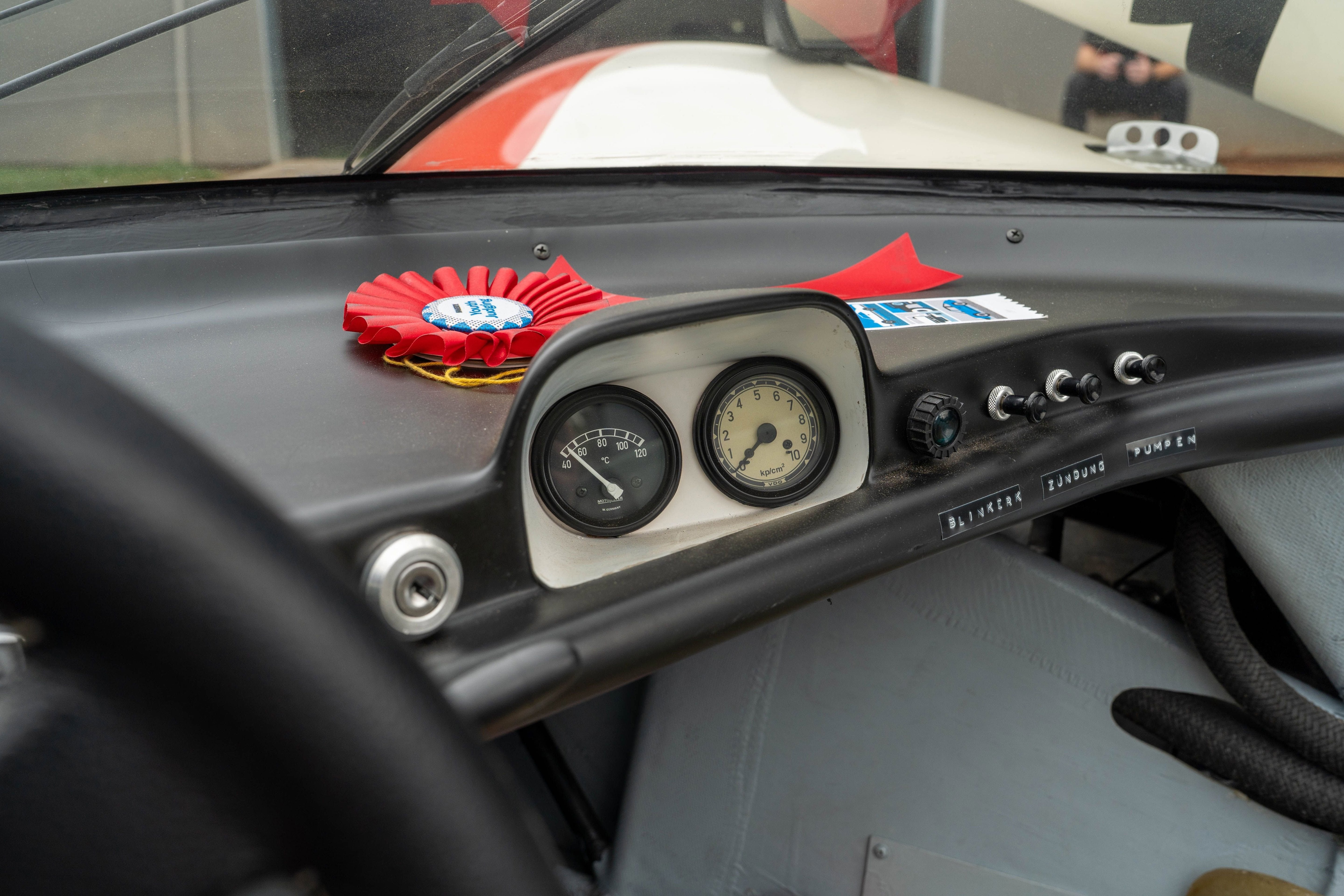 1966 Porsche 910 Base