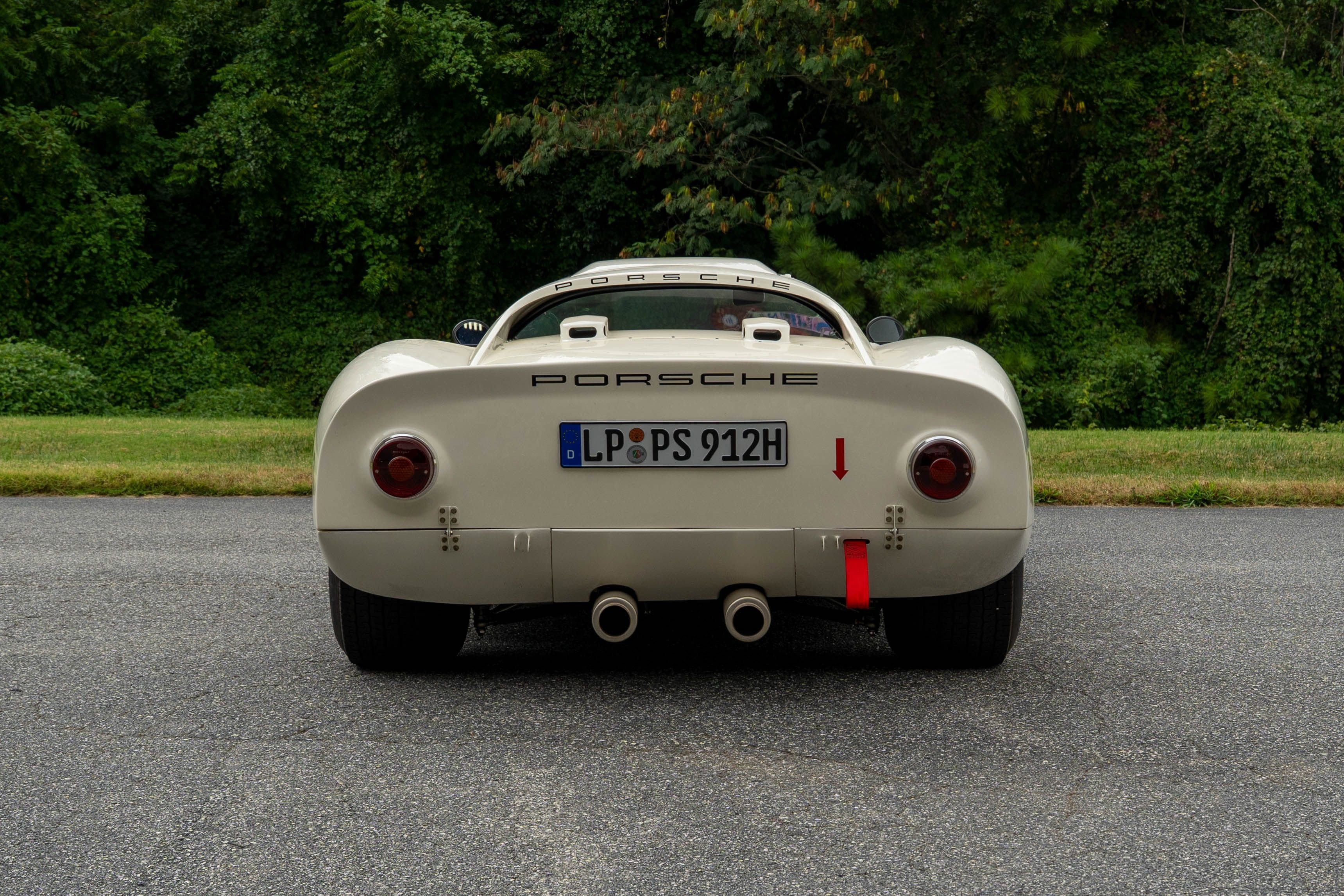 1966 Porsche 910 Base